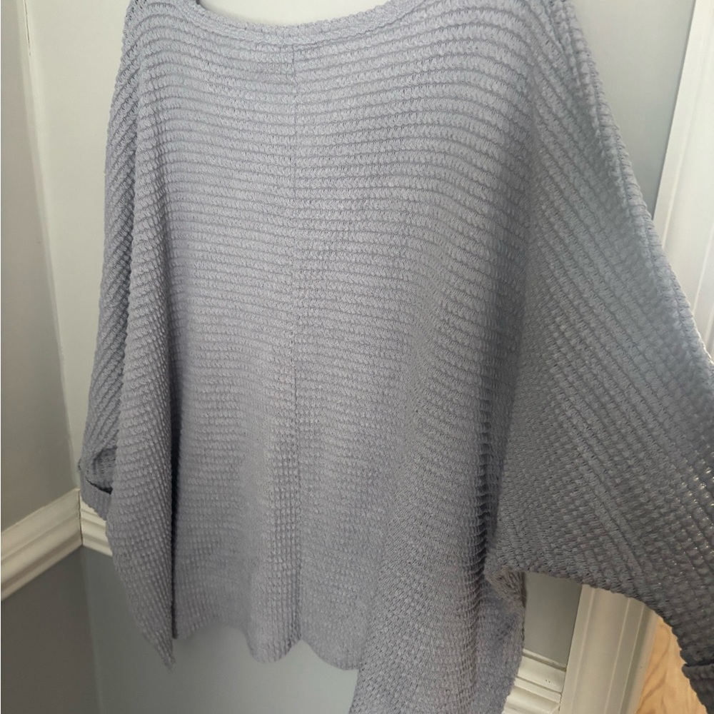 Zenana Outfitters Light Gray Women's Poncho Sweater size Small but fits up XL - Picture 5 of 12